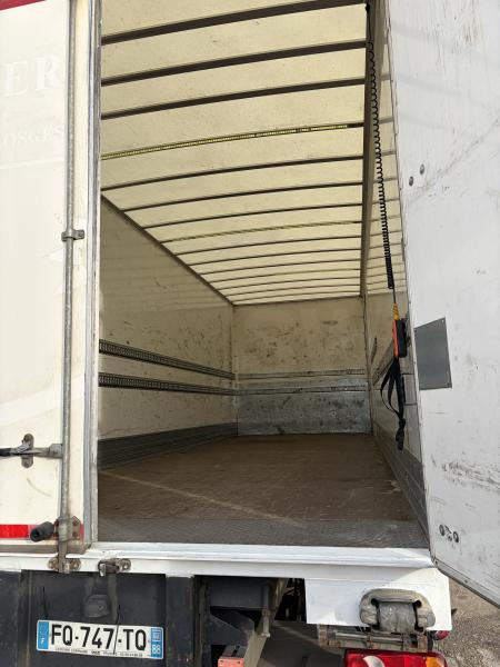 Box truck DAF LF 210