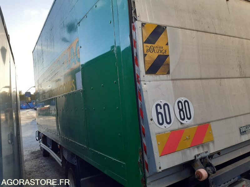 Box truck FOURGON RENAULT 10T - CD388BR
