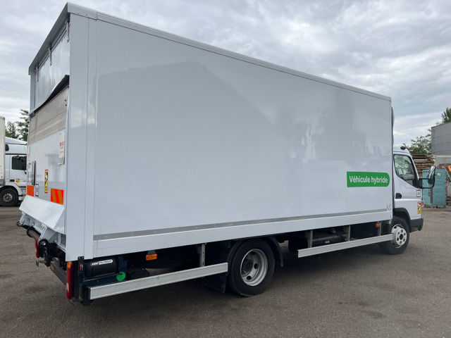 Box truck FUSO CANTER