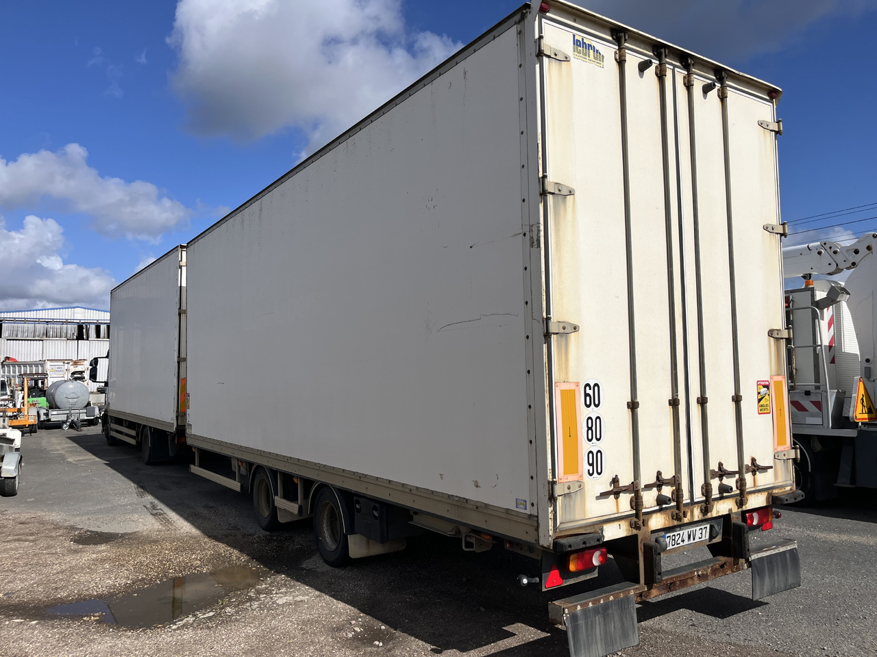 Box truck IVECO Eurocargo 120e28