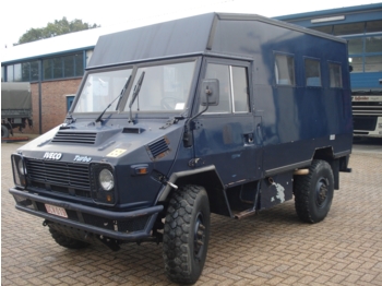 Iveco 40.10 WM / 1 4x4 box truck from 