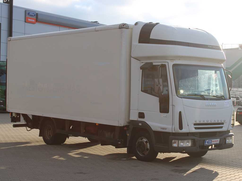 Box truck Iveco EUROCARGO ML75E17, HYDRAULIC FRONT, SLEEPING BODY