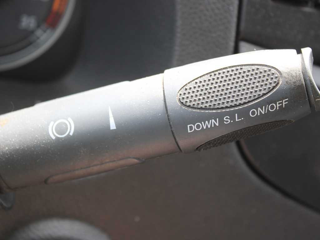 Box truck Iveco EUROCARGO ML 190EL30, EURO 5, HYDRAULIC FRONT