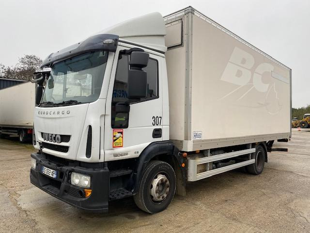 Box truck Iveco Eurocargo 120E22