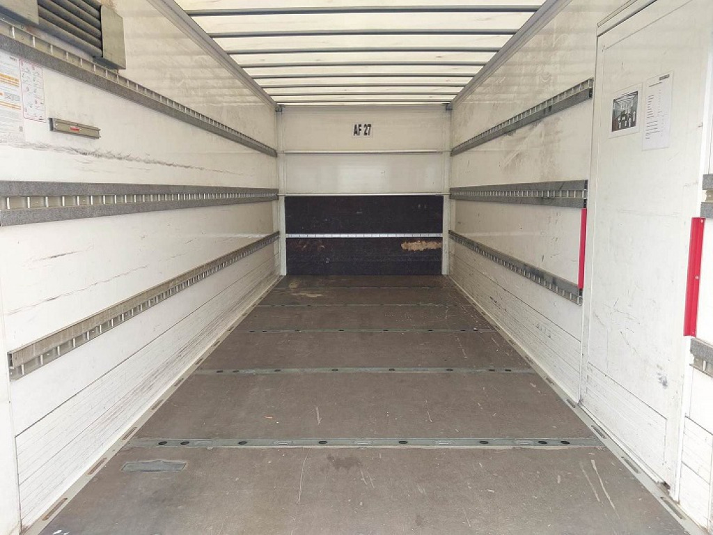 Box truck MAN TGL 8.190 Koffer/Seitentür/LBW