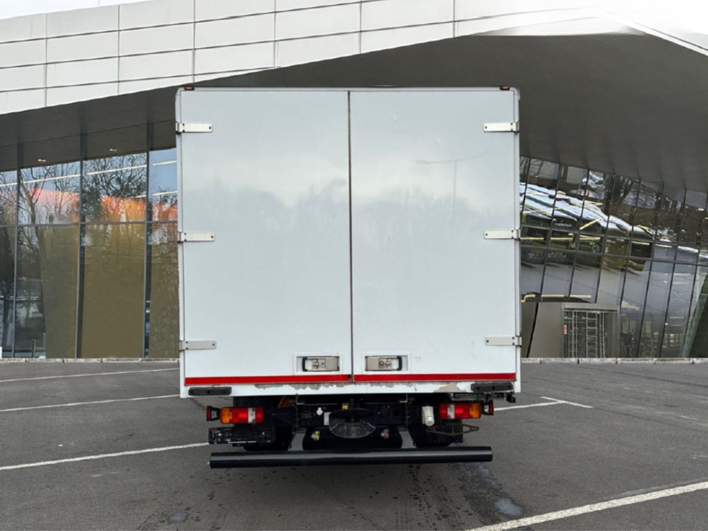 Box truck MAN TGL 8.220 4x2 BL
