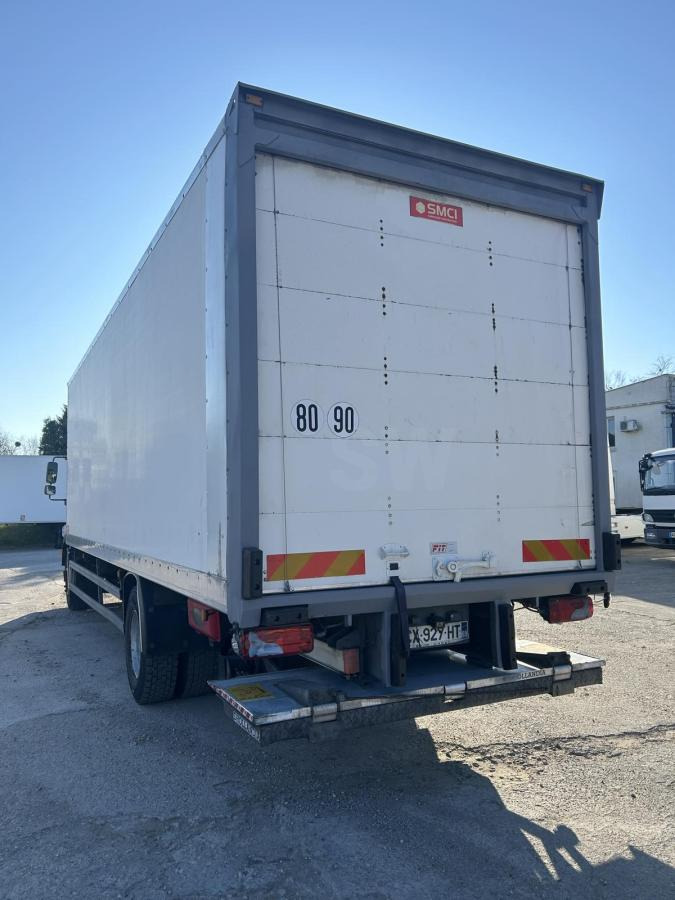 Box truck MAN TGM 18.250