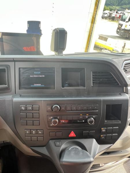 Box truck MAN TGS 26.440