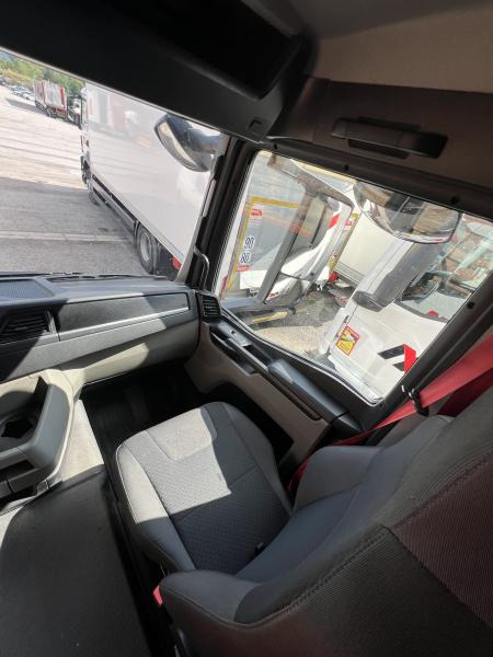 Box truck MAN TGS 26.440