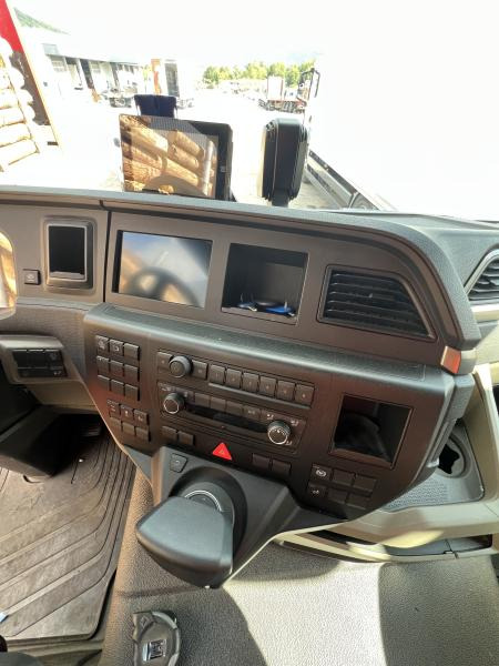 Box truck MAN TGS 26.440