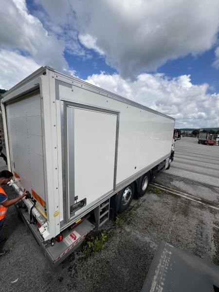 Box truck MAN TGS 26.440