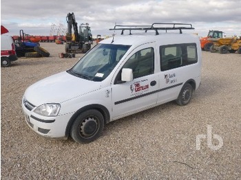 Opel COMBO C 1.7D Crew Cab - Box truck