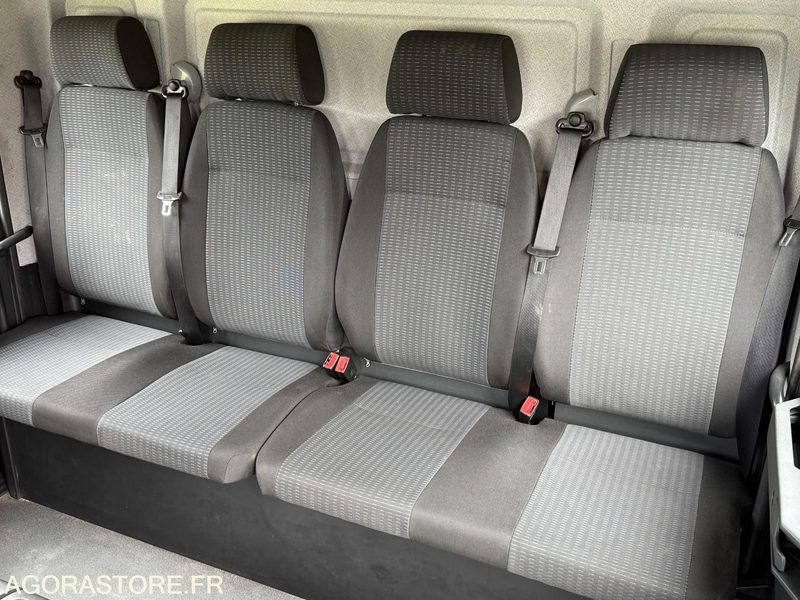 Box truck Porteur MAN TGM 15.250 cabine 7 places caisson base vie atelier hayon - 20500KM-