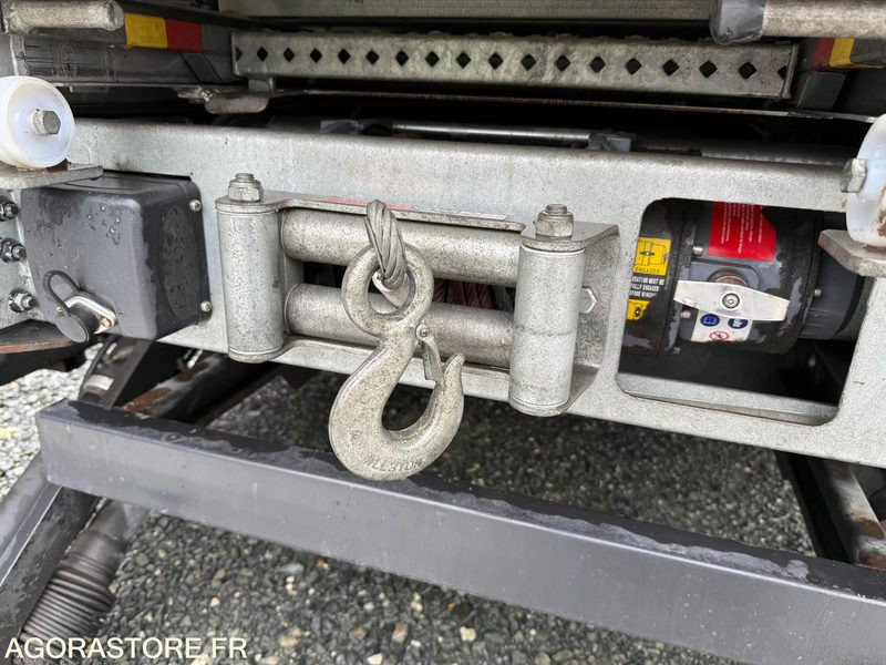 Box truck Porteur MAN TGM 15.250 cabine 7 places caisson base vie atelier hayon - 20500KM-