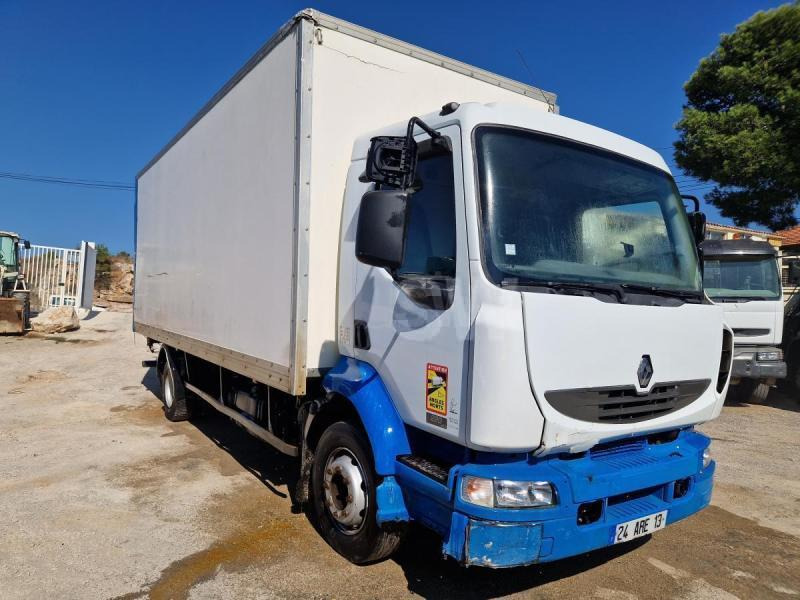 Box truck Renault DCI 220