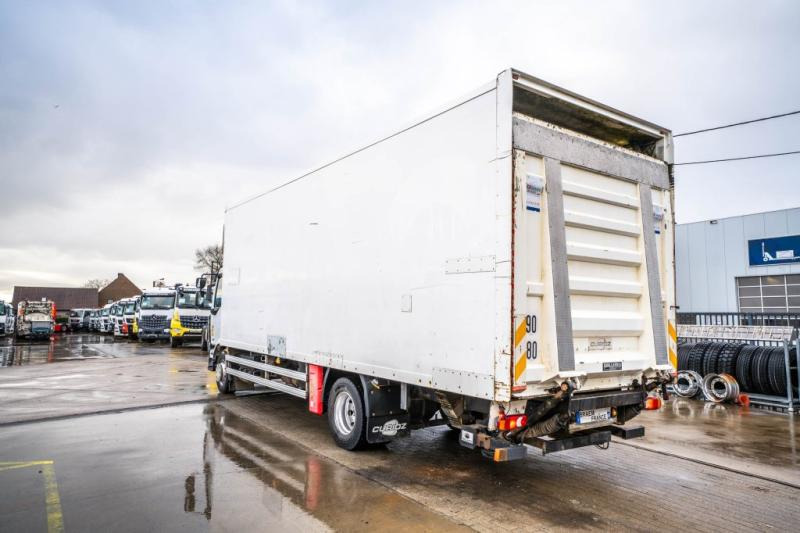 Box truck Renault MIDLUM 220 (16T)+ DHOLLANDIA 2T.