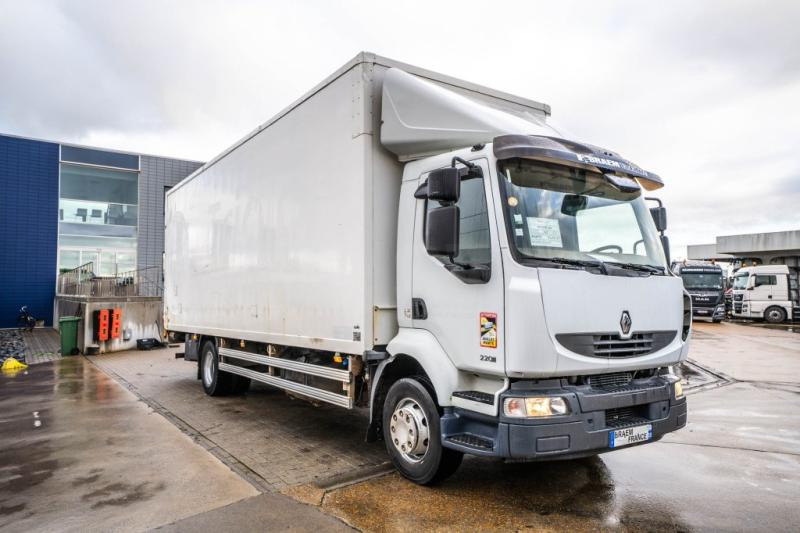 Box truck Renault MIDLUM 220 (16T)+ DHOLLANDIA 2T.