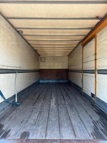 Box truck Renault Midlum 220