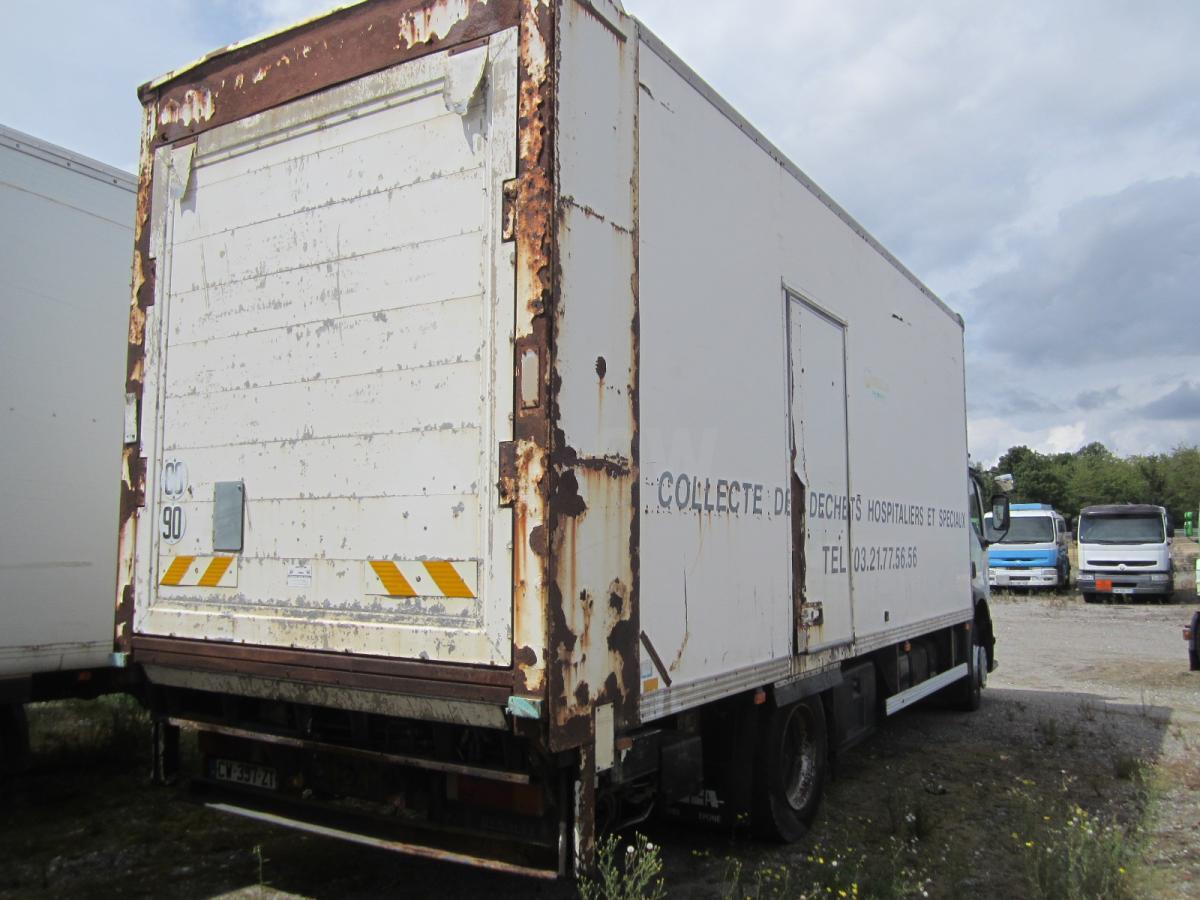 Box truck Renault Midlum 220 DCI