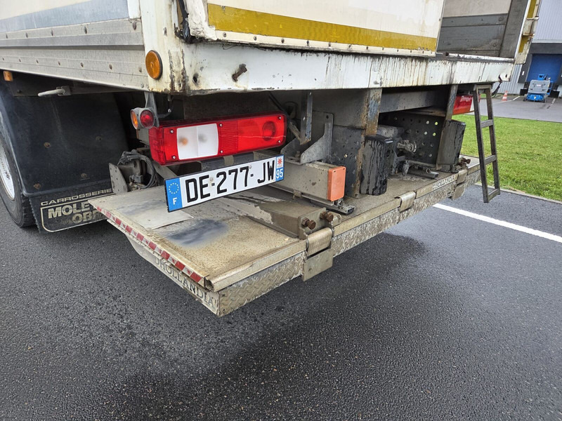 Box truck Renault Premium 380dxi