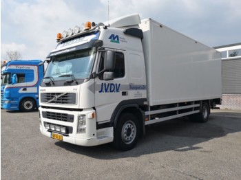 Box truck Volvo FM 330 4X2 Globetrotter Euro5 VEB+ - 7.25 Bak + 2000KG klep - Vangmuilkoppeling - 11/2019 APK
