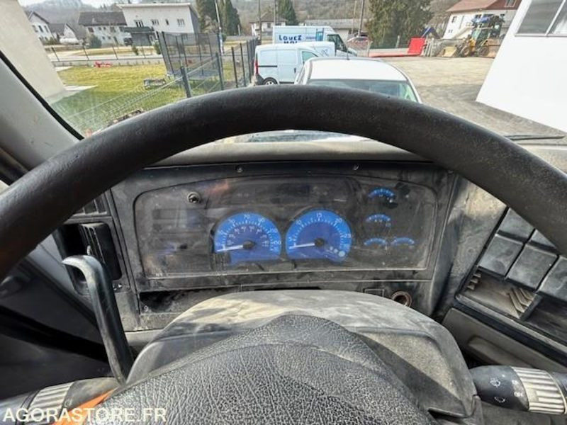 Truck CAMION BI-BENNE RENAULT PREMIUM 270 DCI 420 000 KM 2002