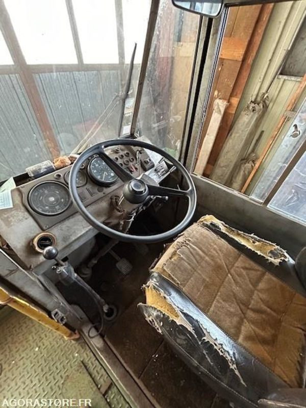 Truck CAMION UNIC - 1974 / 82262 KM