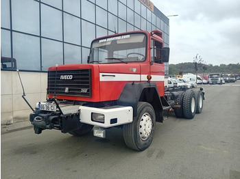 Cab chassis truck Iveco 260pc26