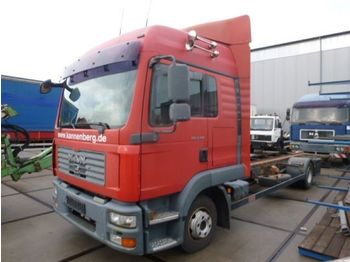 Cab chassis truck MAN TGL8.210