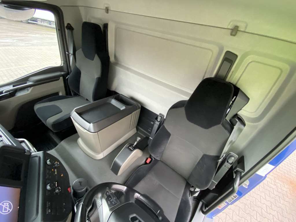 Cab chassis truck MAN TGL 8.190 4x2 BL