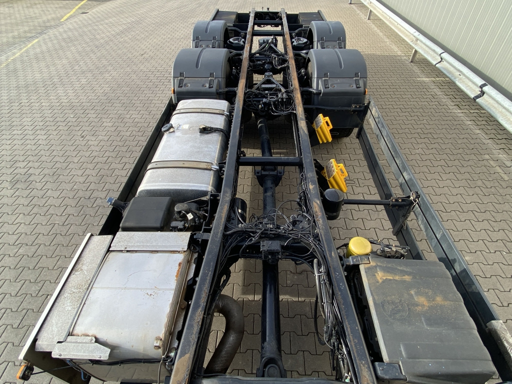 Cab chassis truck MAN TGS 26.420 6x2-4 LL