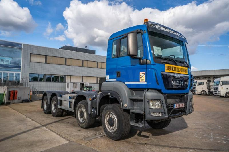 Cab chassis truck MAN TGS 35.440 BB -8X6