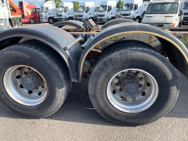 Cab chassis truck Renault Kerax 340