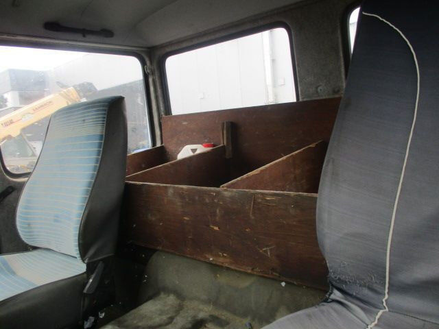 Cab chassis truck Renault M160