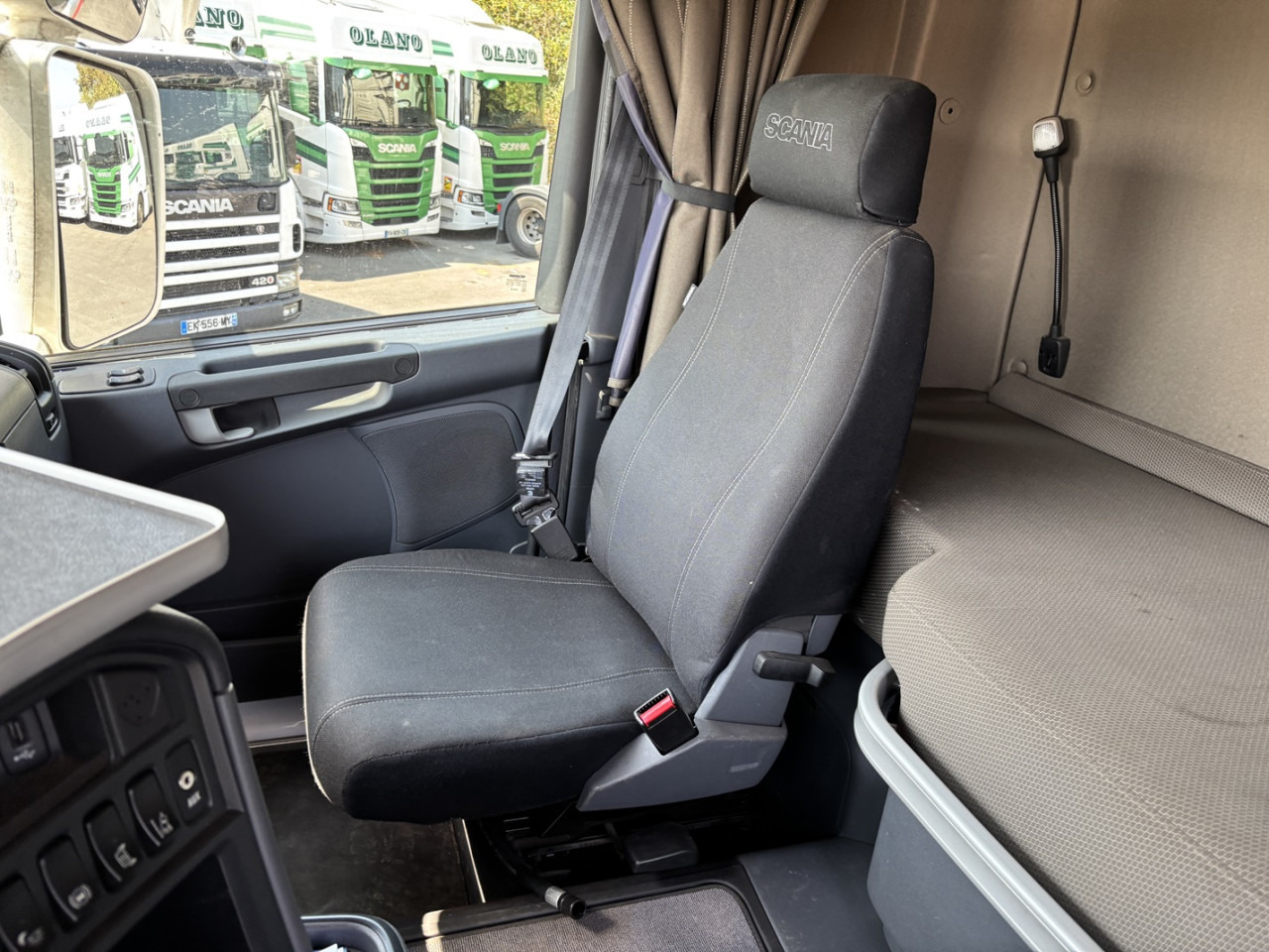 Cab chassis truck SCANIA R 580 CB6x4HHZ