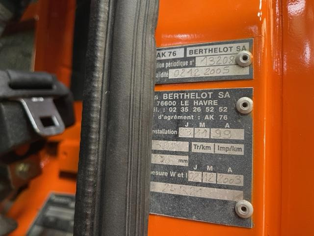 Cab chassis truck UNIPOWER MPI BT 120