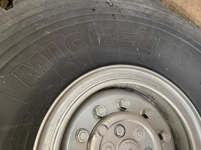 Cab chassis truck UNIPOWER MPI BT 120