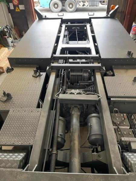 Cab chassis truck UNIPOWER MPI BT 120