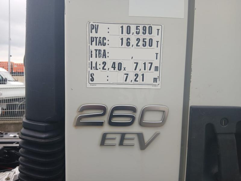 Cab chassis truck Volvo FL 260