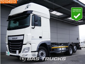 Container transporter/ swap body truck DAF XF 460 SSC 6X2 Intarder Liftachse Euro 6