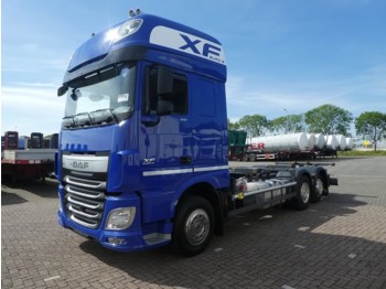 Container transporter/ swap body truck DAF XF 510