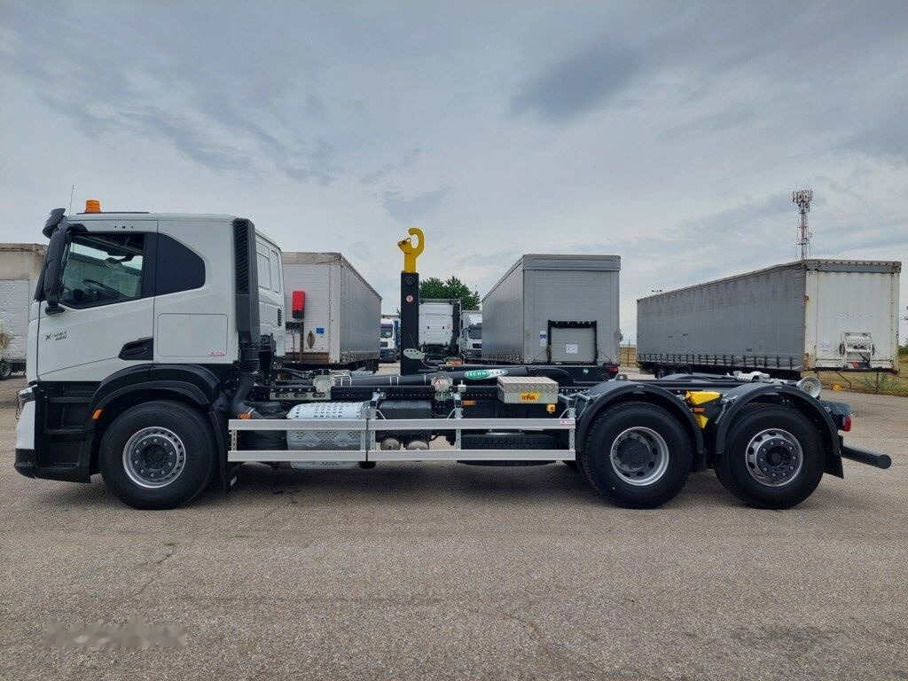 Container transporter/ Swap body truck IVECO X-WAY AT 280X46Y/PS HYVALIFT TITAN 6x2/4
