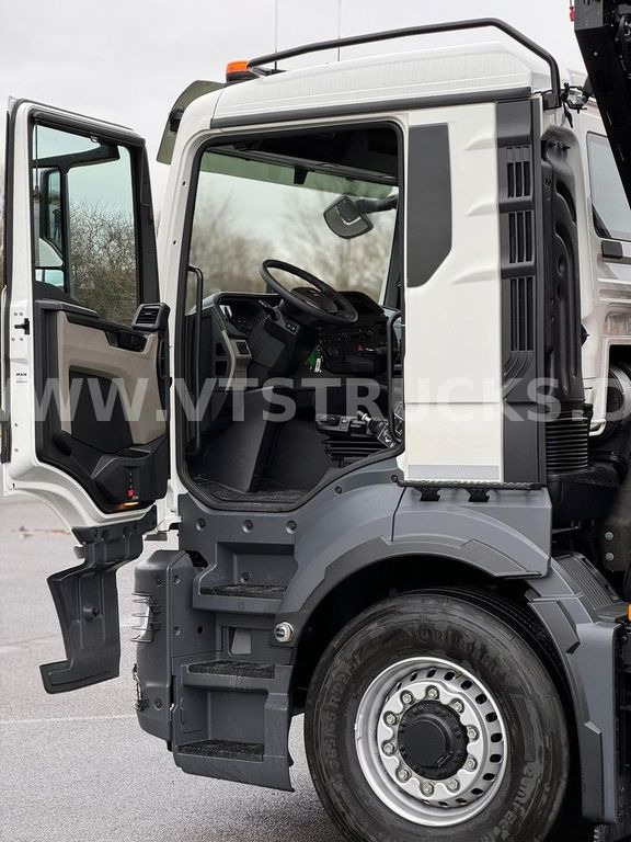 Crane truck MAN TGS 26.520H 4x4 Meiler + HMF 2320 Lenk/Lift