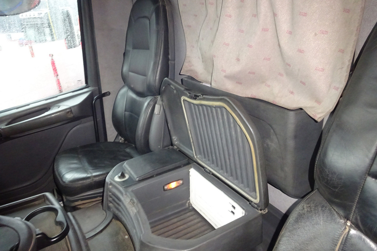 Crane truck Scania R 124G 420 8x2