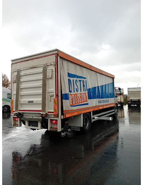 Curtainsider truck DAF LF 55 250