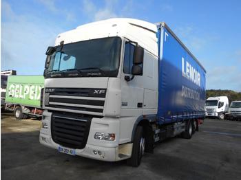 Curtainsider truck DAF XF105 410