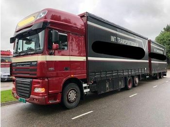 Curtainsider truck DAF XF 105-460