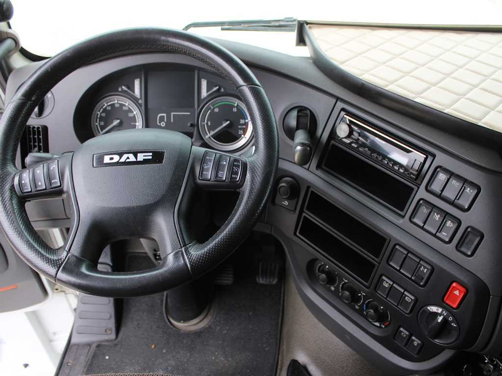 Curtainsider truck DAF XF 440 FA, INDEPENDENT AIR CONDITIONING + WECON