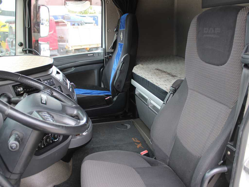 Curtainsider truck DAF XF 440 FA, INDEPENDENT AIR CONDITIONING + WECON