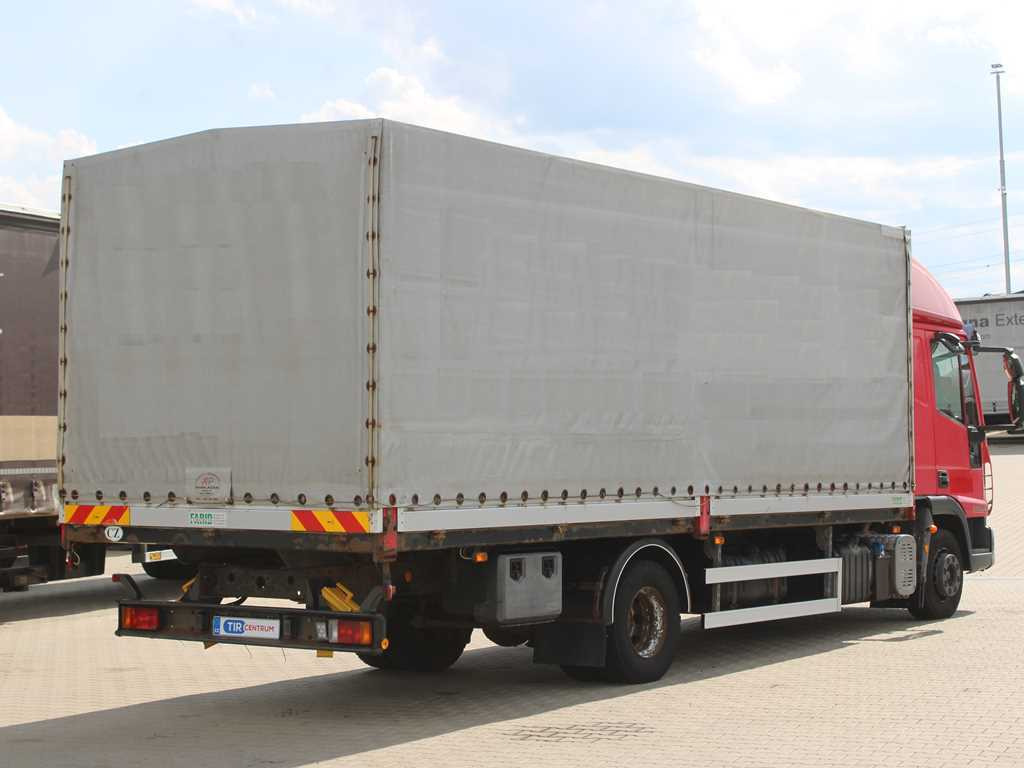 Curtainsider truck Iveco EUROCARGO 120E22